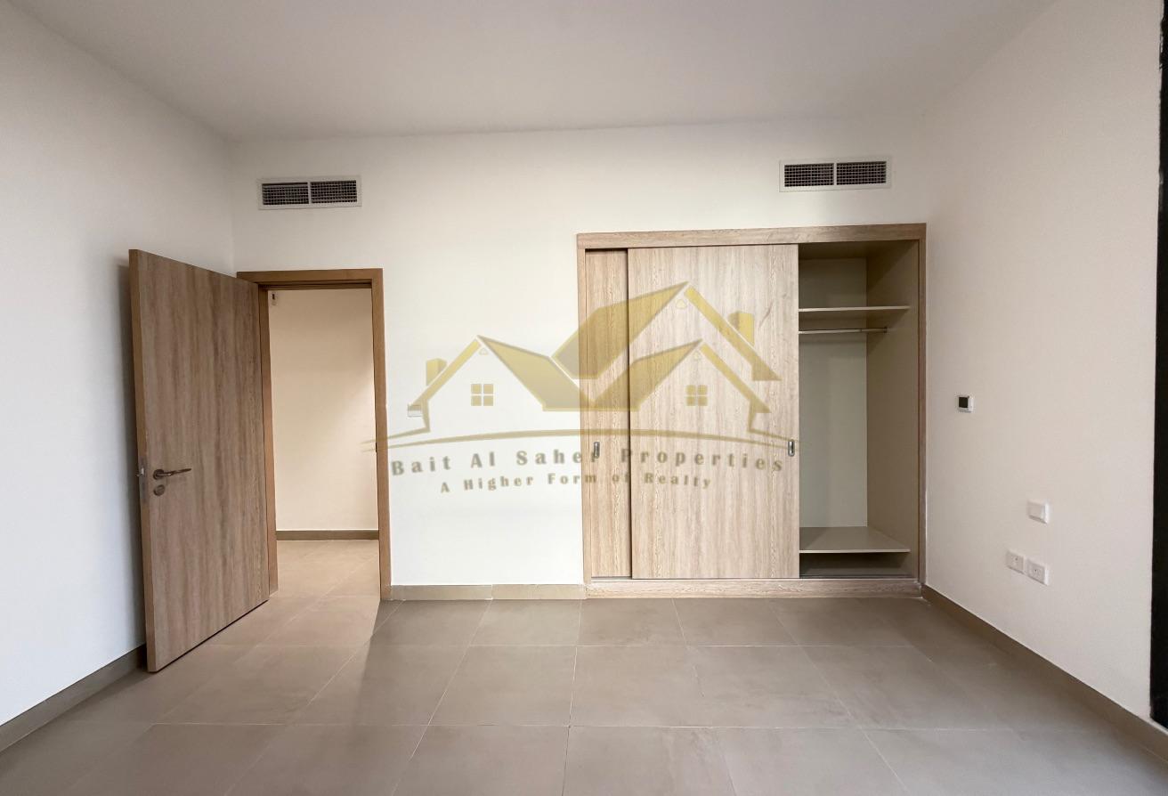 30 days GP 2bhk with store room only 90k JGC photo 12