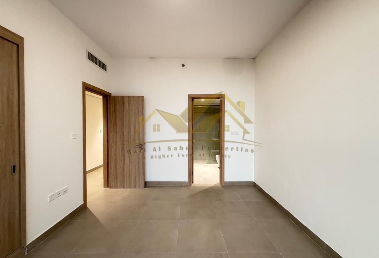 30 days GP 2bhk with store room only 90k JGC photo 17