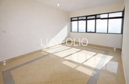 Apartment - 1 Bedroom - 2 Bathrooms for sale in Golf Tower 3 - Golf Towers - The Views - Dubai