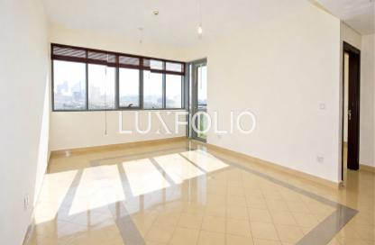 Apartment - 1 Bedroom - 2 Bathrooms for sale in Golf Tower 3 - Golf Towers - The Views - Dubai