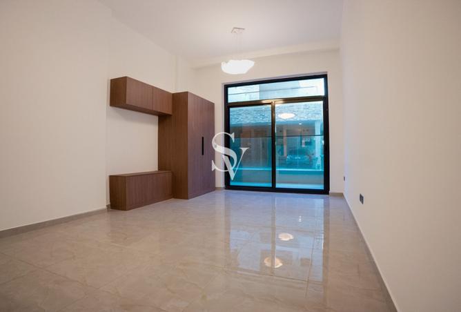 127015573 - Property Image 2