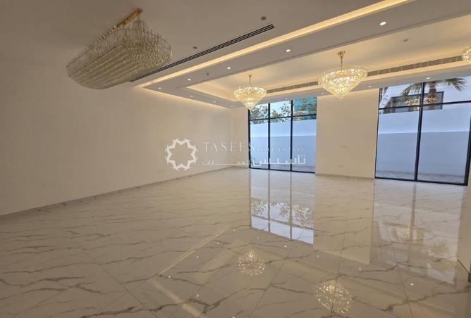 135602698 - Property Image 3