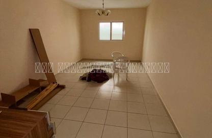 Apartment - 2 Bedrooms - 2 Bathrooms for rent in Blue Tower - Al Majaz 3 - Al Majaz - Sharjah Apartment - 2 Bedrooms - 2 Bathrooms for rent in Blue Tower - Al Majaz 3 - Al Majaz - Sharjah
