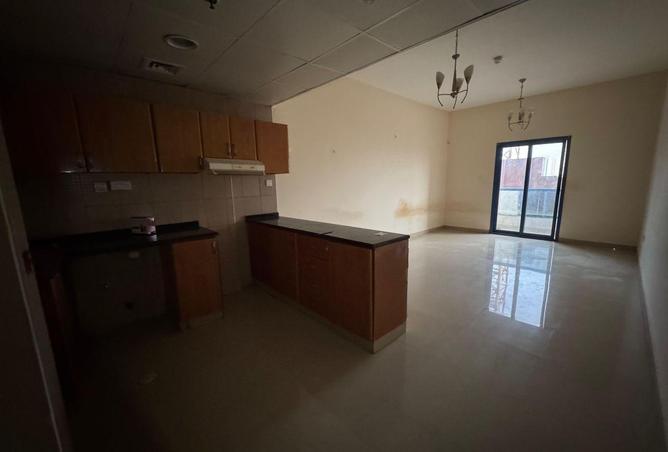 76184912 - Property Image 3