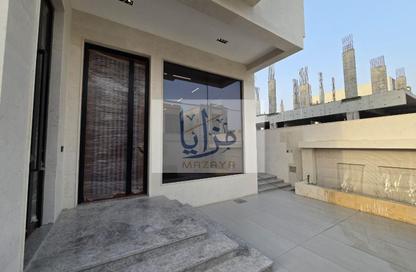 Villa - 5 Bedrooms - 7 Bathrooms for sale in Al Yasmeen 1 - Al Yasmeen - Ajman