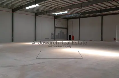 مستودع - استوديو - 4 حمامات للايجار في أم درع - أم القيوين