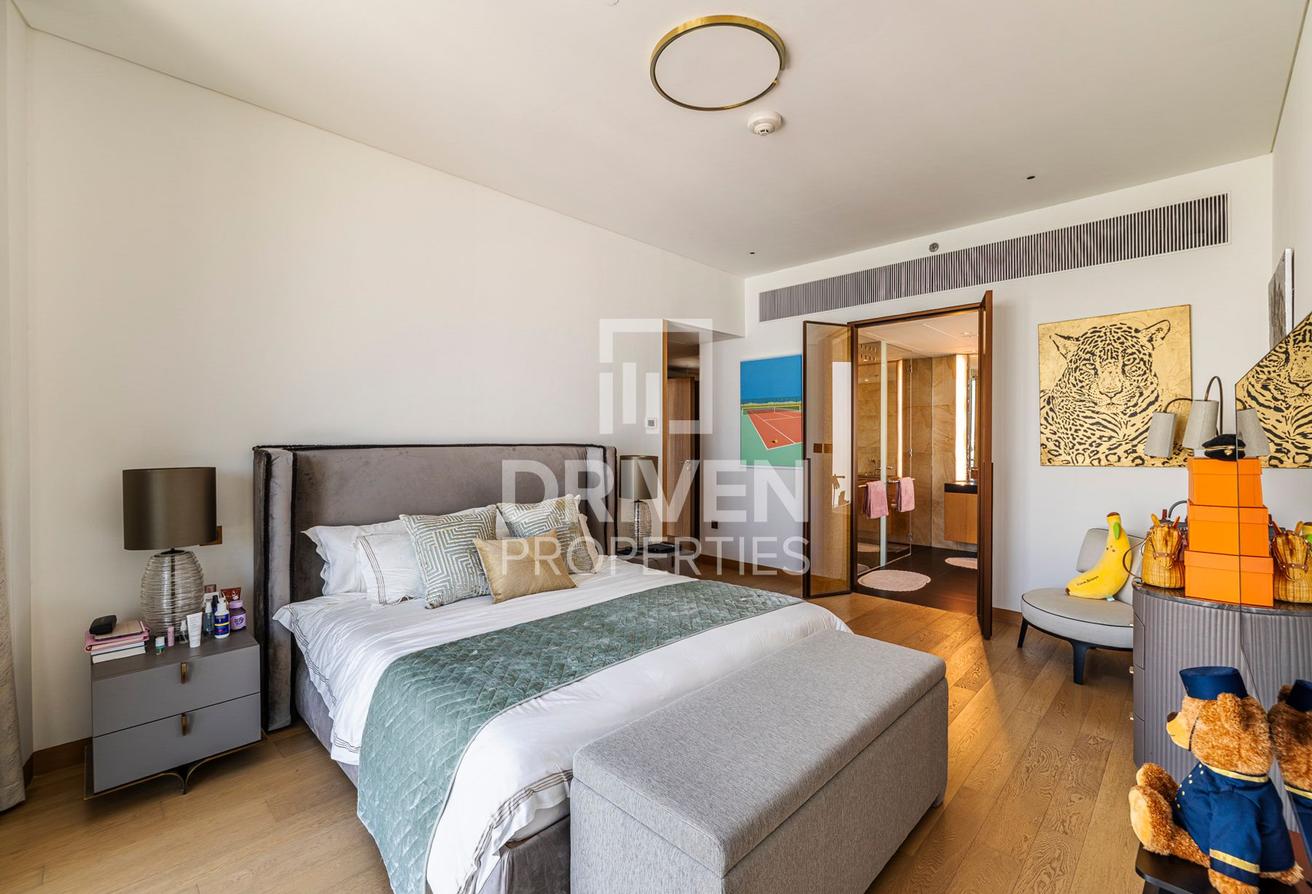 Prestigious and Stylish Apartment with Marina View photo 13