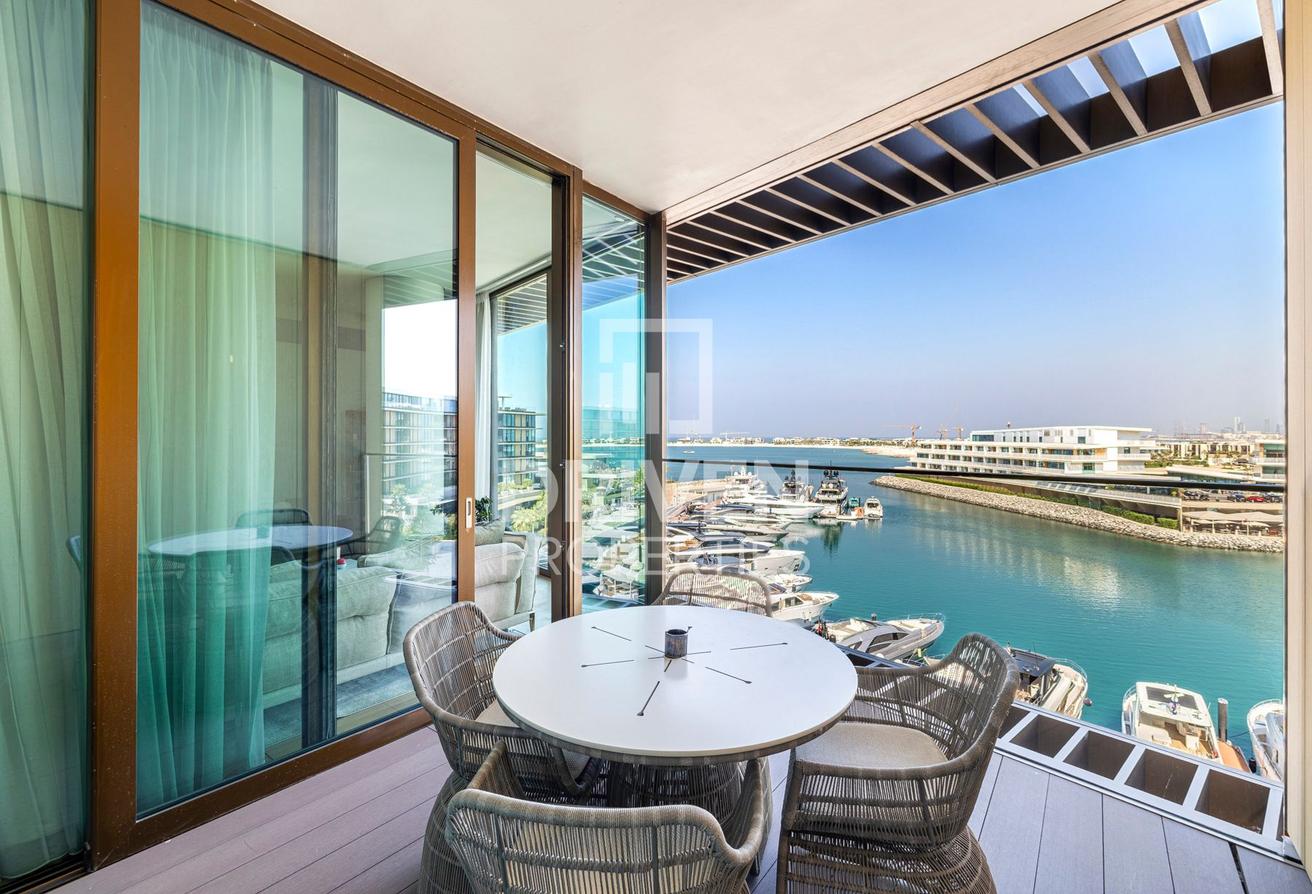 Prestigious and Stylish Apartment with Marina View photo 20