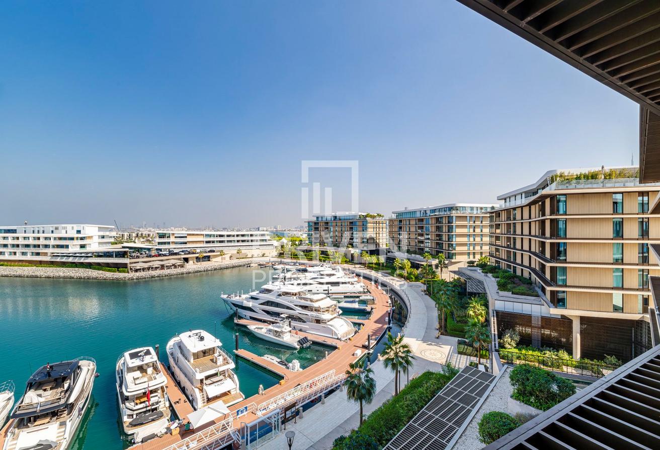 Prestigious and Stylish Apartment with Marina View photo 22