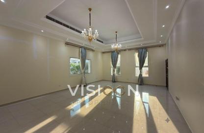Villa - 5 Bedrooms - 7 Bathrooms for rent in Al Warqa'a 4 - Al Warqa'a - Dubai