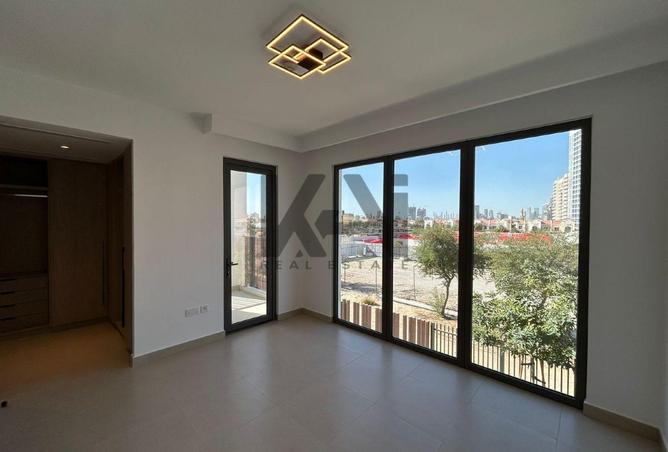 70270482 - Property Image 2