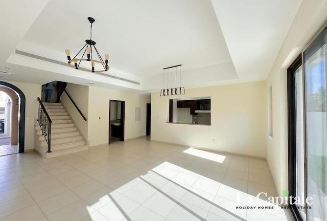 70291932 - Property Image 2