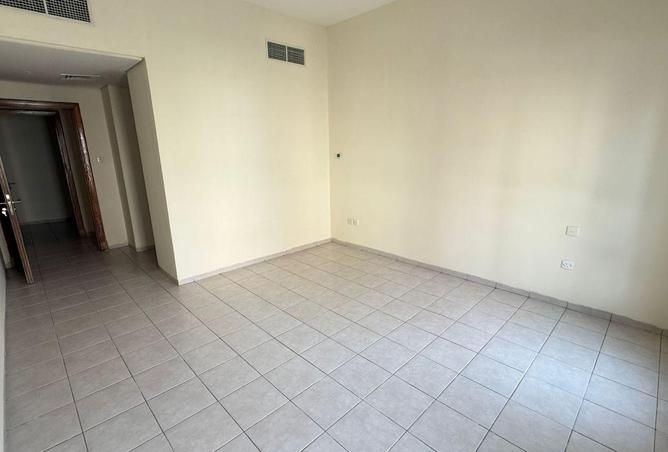 92258466 - Property Main Image