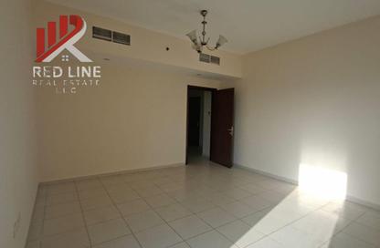 Apartment - 1 Bedroom - 2 Bathrooms for rent in Thuraya Al Majaz Building - Al Majaz 3 - Al Majaz - Sharjah