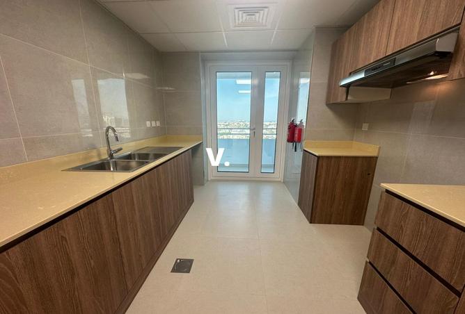 100824602 - Property Image 3
