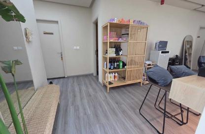 Shop - Studio - 2 Bathrooms for rent in West Avenue Tower - Dubai Marina - Dubai Shop - Studio - 2 Bathrooms for rent in West Avenue Tower - Dubai Marina - Dubai