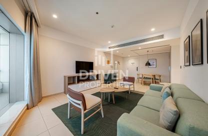 Apartment - 3 Bedrooms - 3 Bathrooms for rent in AL Salam Tower FC - Sheikh Zayed Road - Dubai