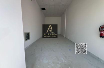 Shop - Studio - 1 Bathroom for rent in Al Mowaihat 3 - Al Mowaihat - Ajman