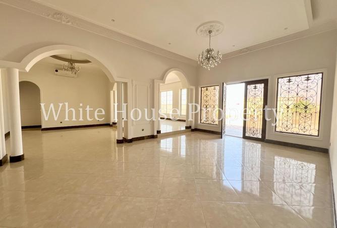 114186086 - Property Image 2