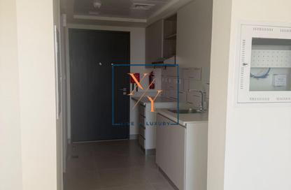 Apartment - Studio - 1 Bathroom for rent in Reeman Living - Al Shamkha - Abu Dhabi Apartment - Studio - 1 Bathroom for rent in Reeman Living - Al Shamkha - Abu Dhabi