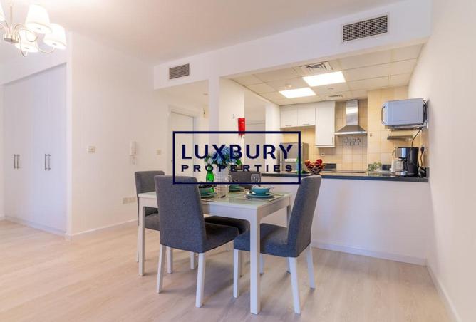 70270417 - Property Image 2