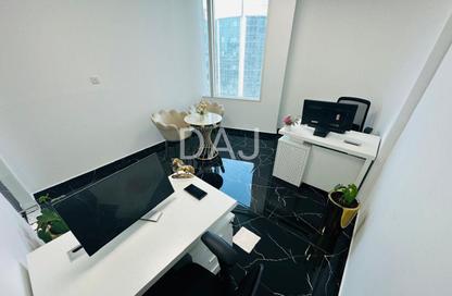 Office Space - Studio - 1 for rent in Fatima Mohammad Ahmad Bin Suleiman Building - Al Raffa - Bur Dubai - Dubai