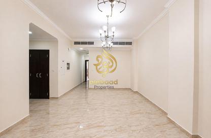 Apartment - 1 Bedroom - 2 Bathrooms for rent in Jumeirah Garden City - Al Satwa - Dubai