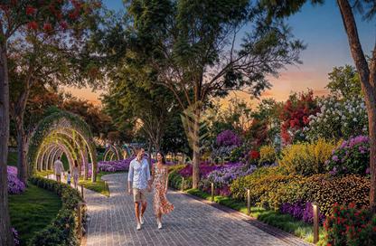 Villa - 4 - 6 for sale in Azizi Florence - Um Fanain - Sharjah Villa - 4 - 6 for sale in Azizi Florence - Um Fanain - Sharjah