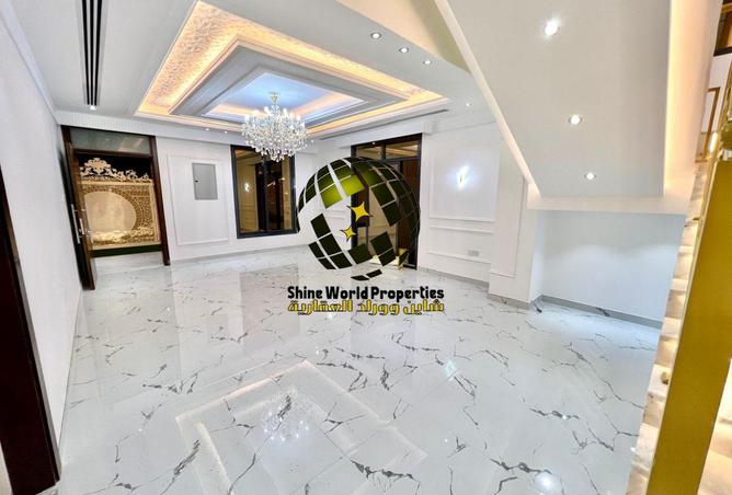 82360817 - Property Image 3