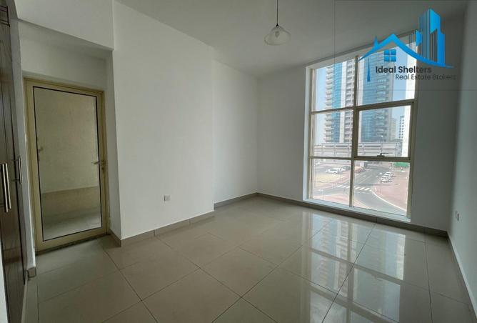 68302892 - Property Image 2