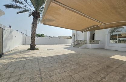 Villa - 4 - 6 for rent in Al Khezamia - Halwan - Sharjah