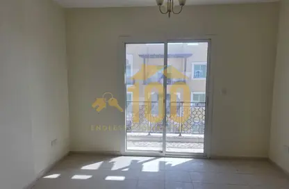 Apartment - 1 Bedroom - 2 Bathrooms for rent in Building IC1-EMR-26 - Emirates Cluster - International City - Dubai