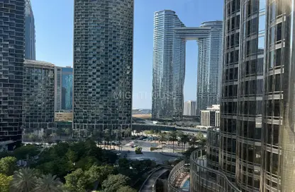 شقة - غرفة نوم - 2 حمامات للايجار في مساكن أرماني - برج خليفة - وسط مدينة دبي - دبي