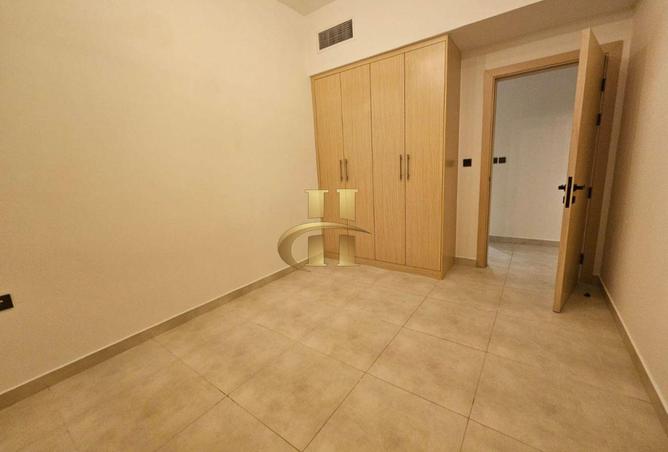 106424224 - Property Image 3