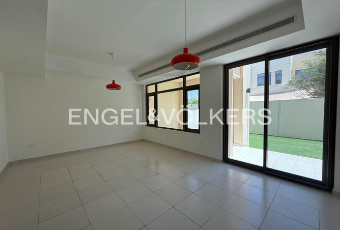 98269015 - Property Image 3