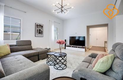 Villa - 2 - 4 for rent in District 9 - Jumeirah Village Triangle - Dubai Villa - 2 - 4 for rent in District 9 - Jumeirah Village Triangle - Dubai