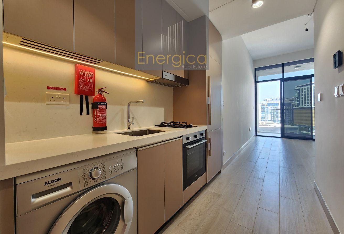 Balcony Canal View | Brand New |Ready to move IN photo 4
