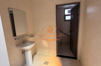 Warehouse - Studio - 1 Bathroom for rent in Al Sajaa Industrial - Al Sajaa - Sharjah