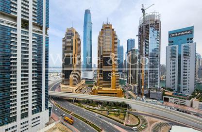 Apartment - 1 Bedroom - 2 Bathrooms for sale in Skyview Tower - Dubai Marina - Dubai