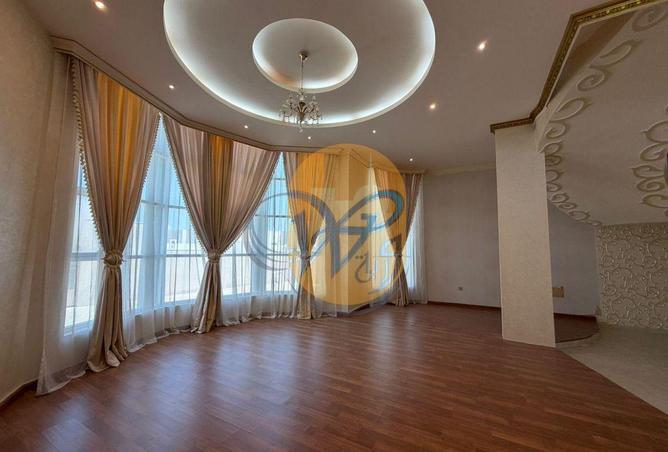 85313251 - Property Image 3