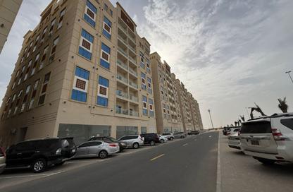 Apartment - 1 - 2 for rent in Al Ameera Village - Ajman