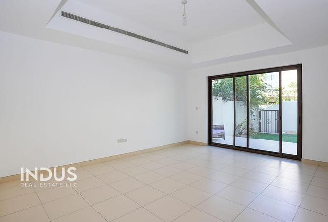 104119490 - Property Image 3