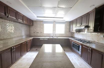 Villa - 4 Bedrooms - 5 Bathrooms for rent in District 3 - Jumeirah Park - Dubai