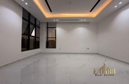 Villa - 5 Bedrooms - 7 Bathrooms for rent in Al Helio 1 - Al Helio - Ajman