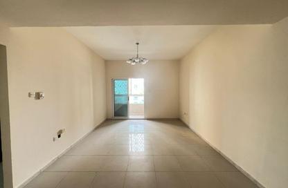 Apartment - 1 Bedroom - 1 Bathroom for rent in Al Khan Lagoon Tower - Al Khan Lagoon - Al Khan - Sharjah