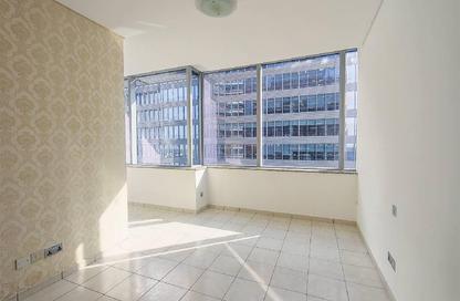 Apartment - 2 Bedrooms - 3 Bathrooms for rent in Sky Gardens - DIFC - Dubai