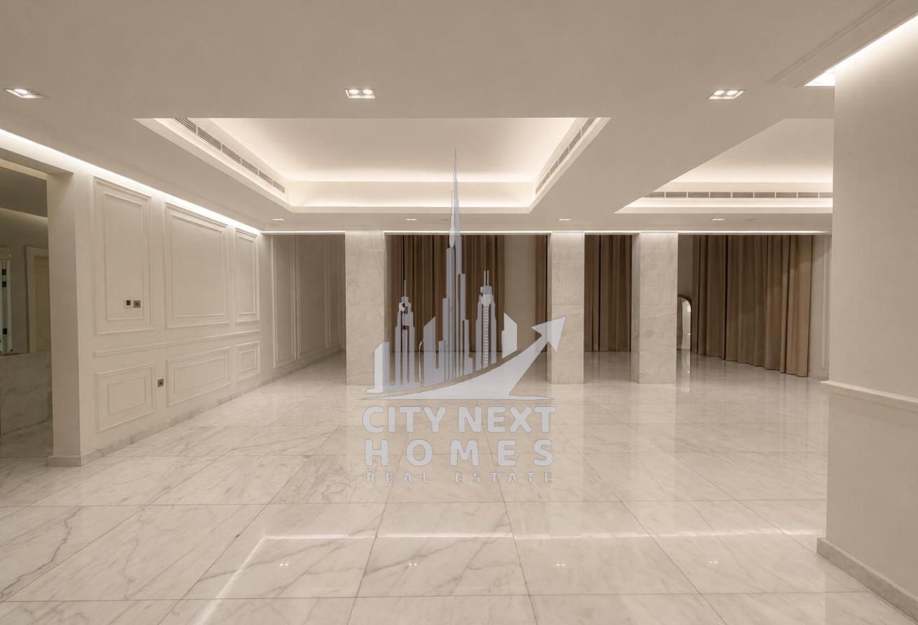 Exclusive Luxury 5BR villa | Majlis | Elevator photo 7