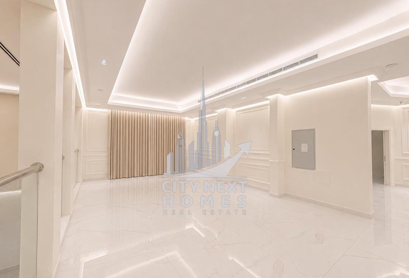 Exclusive Luxury 5BR villa | Majlis | Elevator photo 13