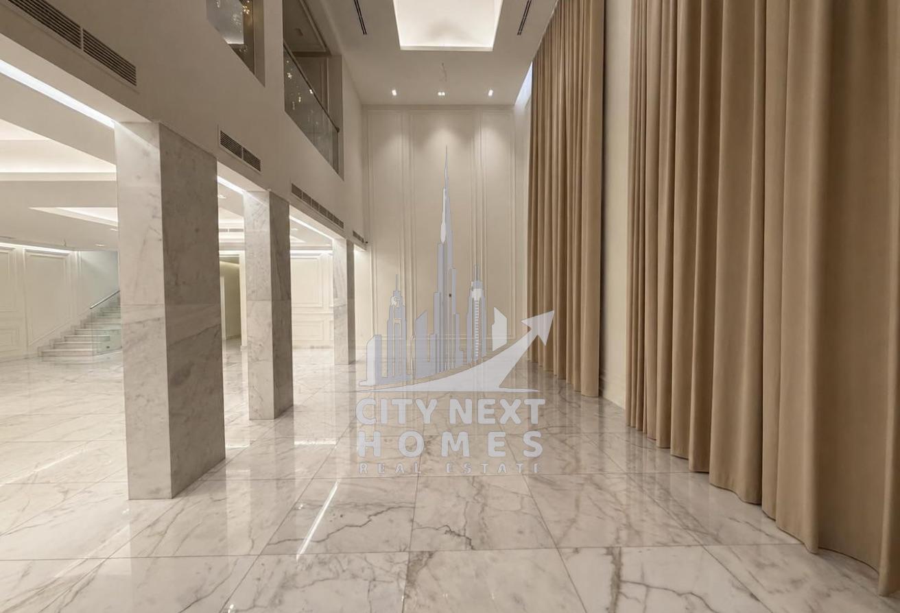 Exclusive Luxury 5BR villa | Majlis | Elevator photo 2