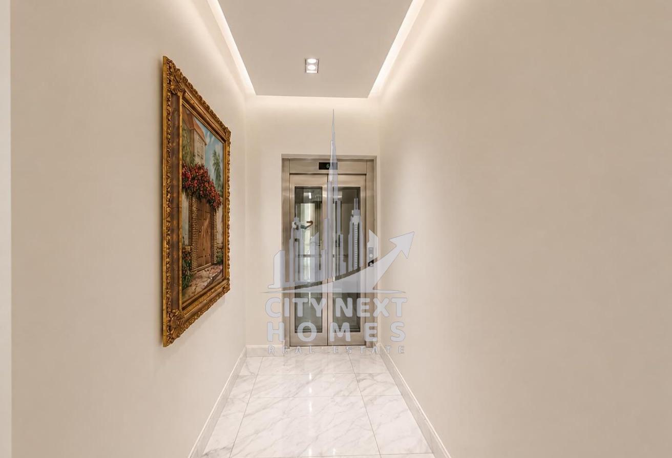 Exclusive Luxury 5BR villa | Majlis | Elevator photo 9
